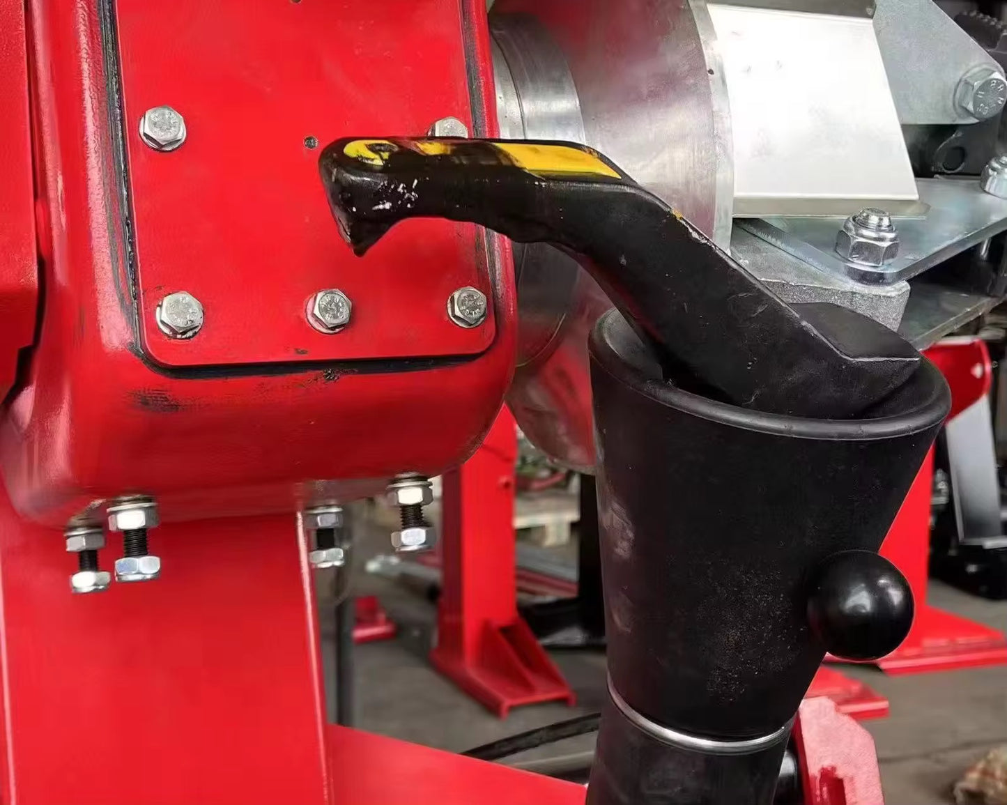 TH-YT008 Mobile Truck Tire Changer Combo